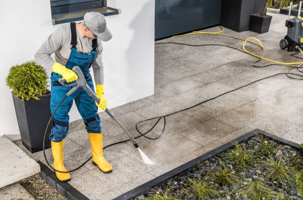 Best Deck Cleaning Services  in Seeley, CA